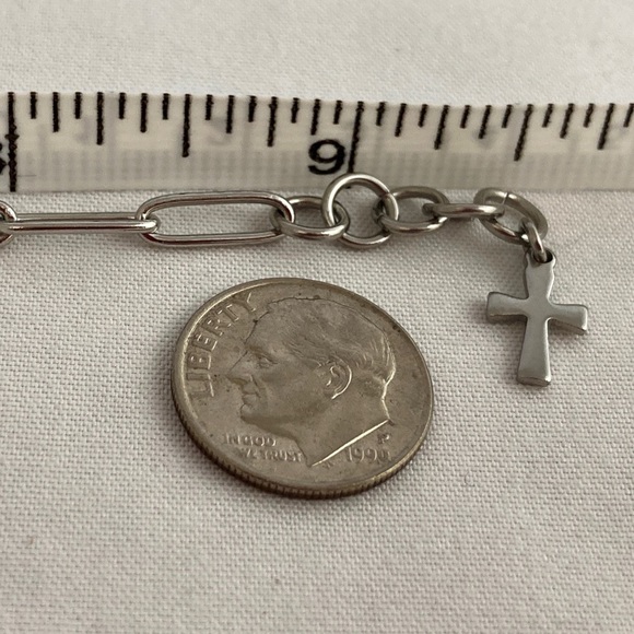 Stainless Steel Paperclip Anklet with Cross - Picture 4 of 8
